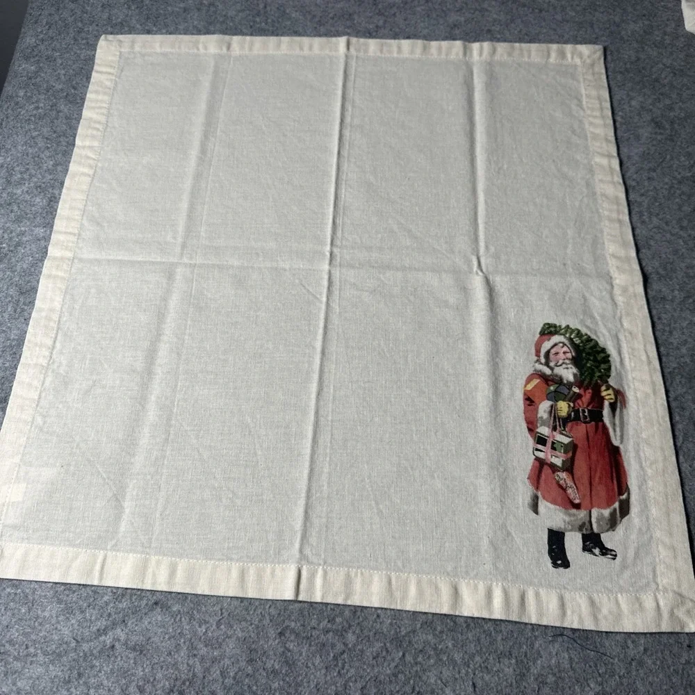 Pottery Barn Santa Claus Father Christmas Cloth Napkins Set of 4 Cotton Ivory